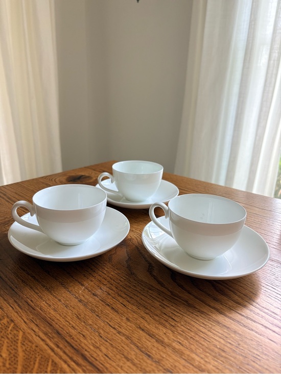 Villeroy & Boch Other - Villeroy & Boch Royal Weiss white Fine Bone- set of three teacups and saucers